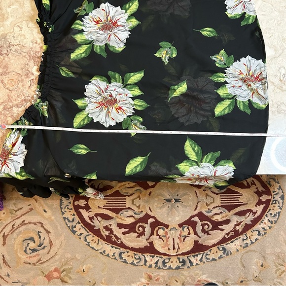 NWT Love Ari Boho Black Floral Top with Bell Sleeve Size 1X - Picture 11 of 12
